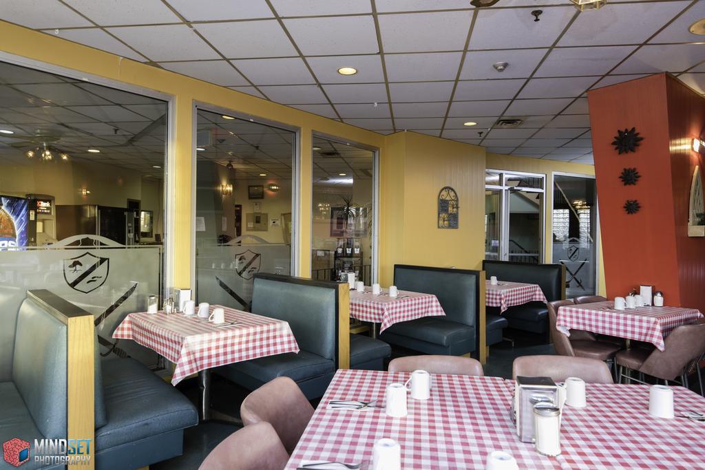The Cavalier Inn Winnipeg Esterno foto